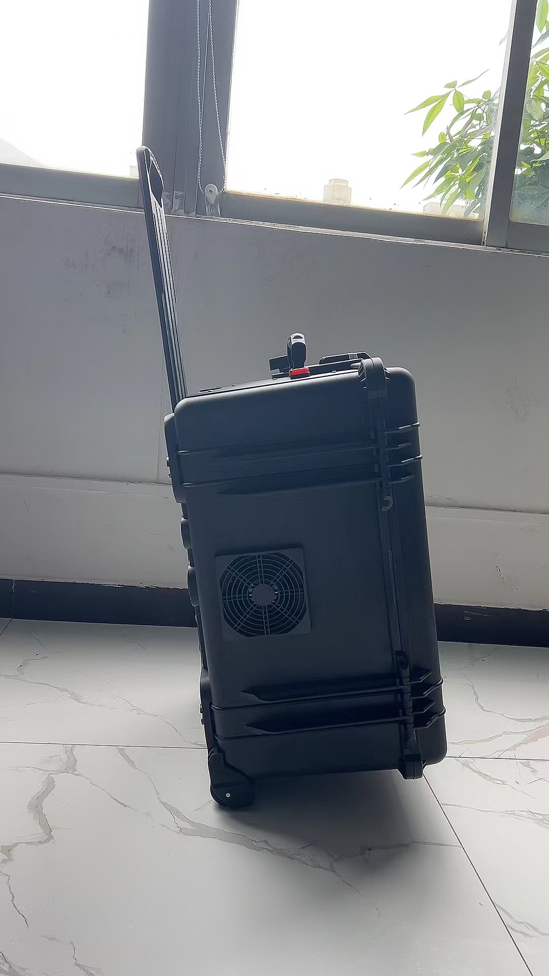 凌源手拉箱型移动通信干扰器